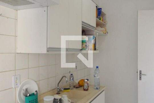 Cozinha de apartamento para alugar com 2 quartos, 44m² em Mooca, São Paulo