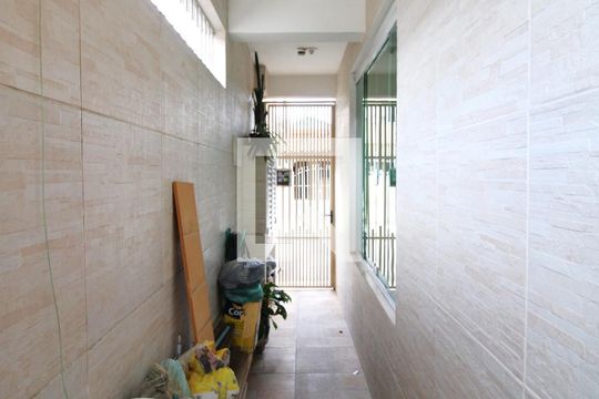 Área comum de casa para alugar com 3 quartos, 120m² em Vila Nilo, São Paulo