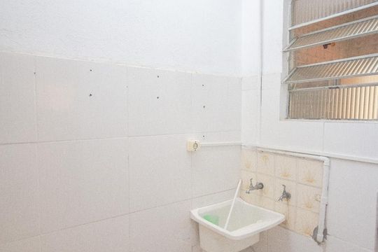 Área de Serviço de casa para alugar com 1 quarto, 70m² em Vila Nilo, São Paulo