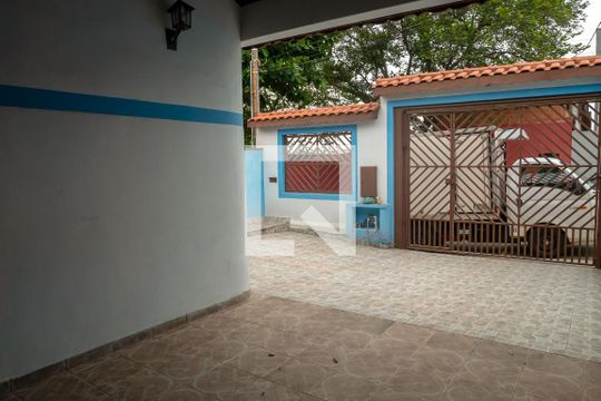 Garagem de casa à venda com 3 quartos, 125m² em Cidade Santos Dumont, Jundiaí