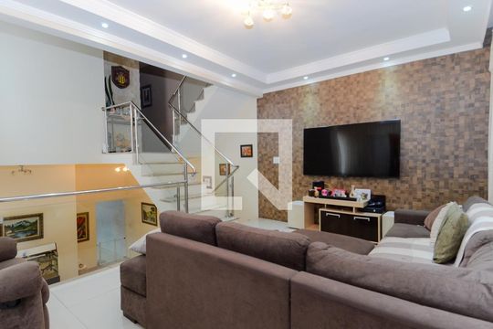 Sala de Estar de casa à venda com 3 quartos, 200m² em Jardim do Papai, Guarulhos