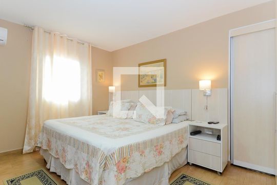 Quarto 1 - Suíte  de casa à venda com 3 quartos, 200m² em Jardim do Papai, Guarulhos
