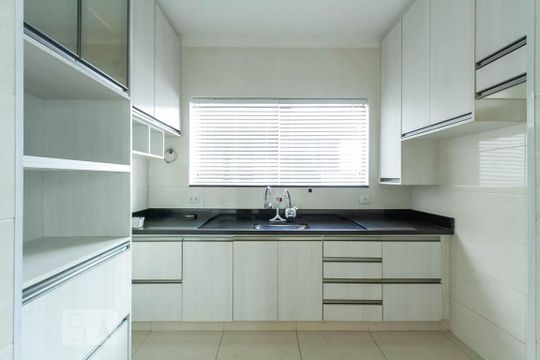 Cozinha de casa à venda com 4 quartos, 230m² em Paulicéia, São Bernardo do Campo