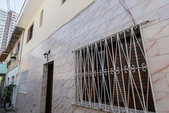 Fachada de casa à venda com 2 quartos, 106m² em Brás, São Paulo