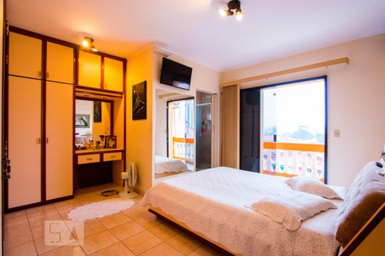Quarto 1 - Suíte de casa para alugar com 3 quartos, 218m² em Vila Floresta, Santo André