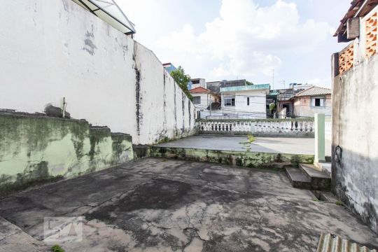 Quintal de casa à venda com 4 quartos, 250m² em Jardim Itapemirim, São Paulo