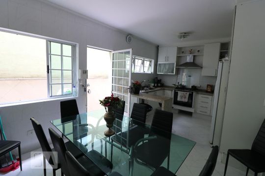 Cozinha de casa à venda com 3 quartos, 650m² em Vila Lúcia, São Paulo