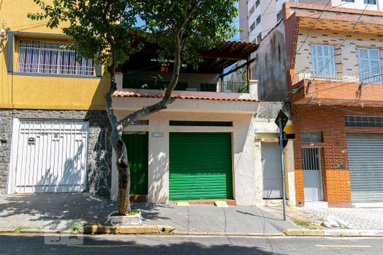 Fachada de casa à venda com 3 quartos, 107m² em Vila Bertioga, São Paulo
