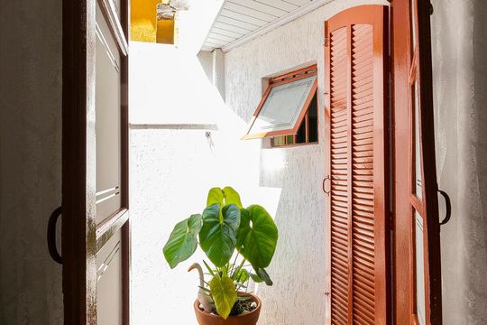 Suíte - Quintal de casa à venda com 3 quartos, 107m² em Vila Bertioga, São Paulo