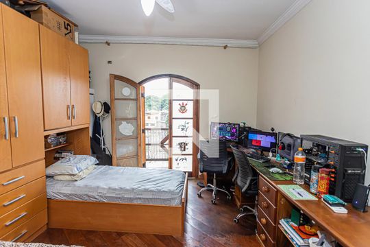 Suite 1 de casa à venda com 3 quartos, 360m² em Vila Barreto, São Paulo