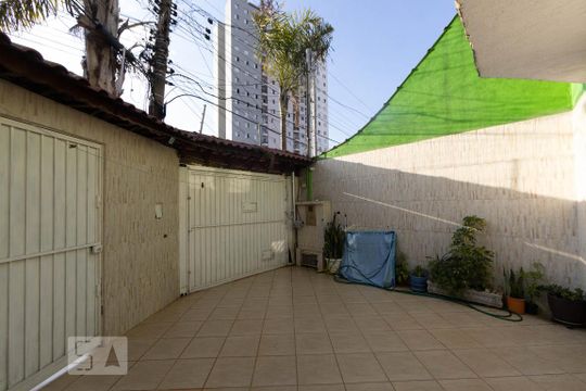 Garagem de casa à venda com 2 quartos, 85m² em Vila Carrão, São Paulo