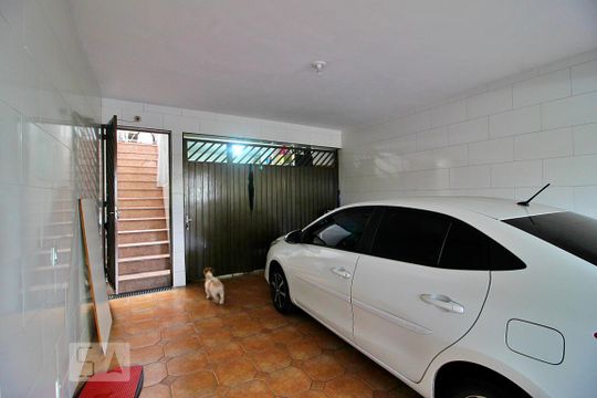 Garagem de casa à venda com 4 quartos, 255m² em Vila Progresso, Santo André