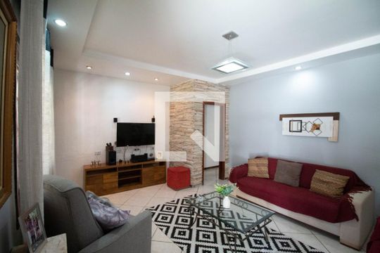 Casa para alugar com 3 quartos, 228m² em Serra Grande, Niterói