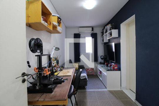 Escritório de casa à venda com 4 quartos, 211m² em Socorro, São Paulo