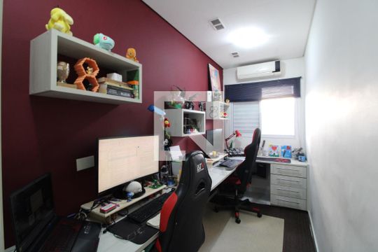 Escritório de casa à venda com 4 quartos, 211m² em Socorro, São Paulo