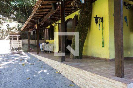 Varanda de casa à venda com 2 quartos, 400m² em Vargem Pequena, Rio de Janeiro