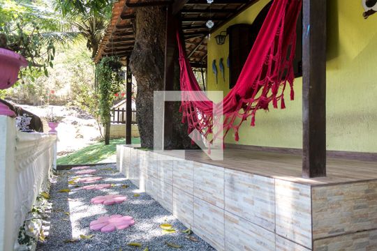 Quintal de casa à venda com 2 quartos, 400m² em Vargem Pequena, Rio de Janeiro