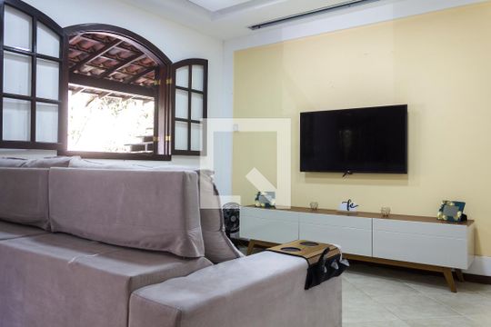 Casa à venda com 2 quartos, 400m² em Vargem Pequena, Rio de Janeiro