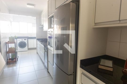 Cozinha de apartamento à venda com 3 quartos, 122m² em Lapa, São Paulo