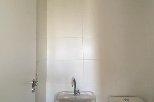 Banheiro de apartamento à venda com 2 quartos, 33m² em Parque Munhoz, São Paulo