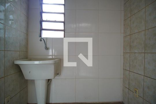 Área de Serviço de casa à venda com 7 quartos, 380m² em Jardim do Salso, Porto Alegre