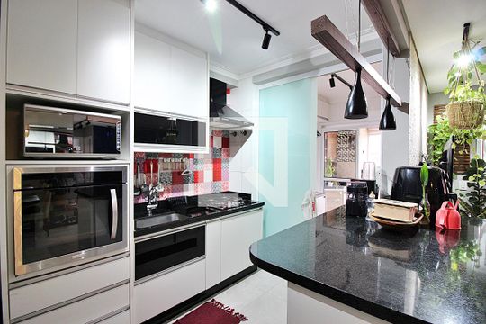 Cozinha de apartamento à venda com 2 quartos, 84m² em Centro, São Bernardo do Campo