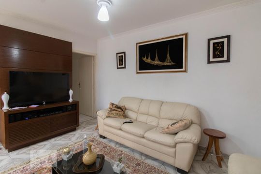 Sala de casa à venda com 3 quartos, 200m² em Jardim Modelo, São Paulo