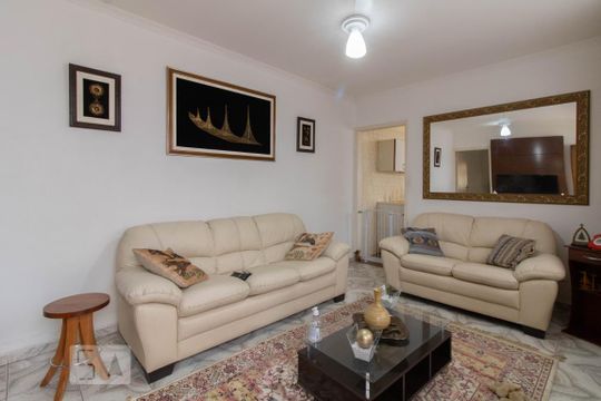 Sala de casa à venda com 3 quartos, 200m² em Jardim Modelo, São Paulo