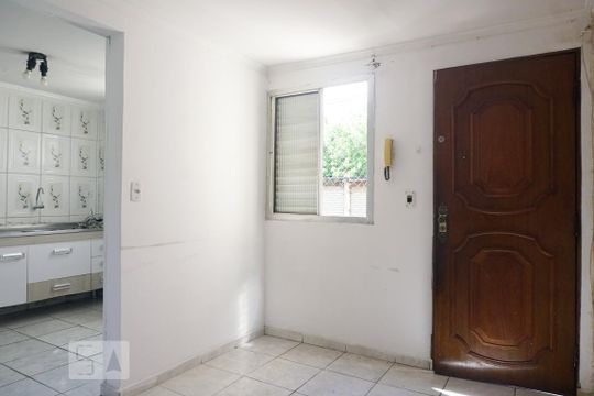 Sala de apartamento para alugar com 2 quartos, 48m² em Conjunto Habitacional Padre Manoel de Paiva, São Paulo