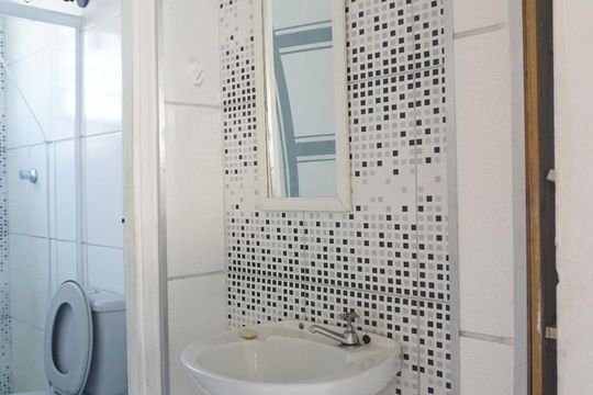 Banheiro  de apartamento para alugar com 2 quartos, 48m² em Conjunto Habitacional Padre Manoel de Paiva, São Paulo