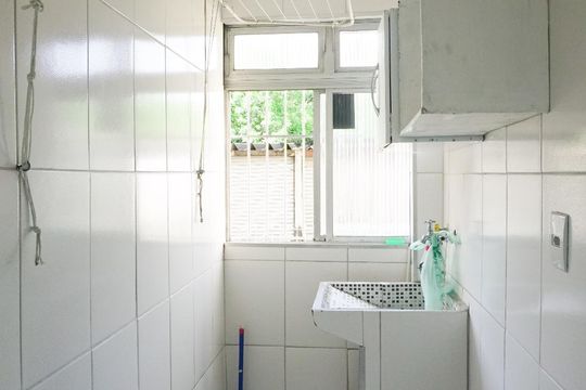Lavanderia de apartamento para alugar com 2 quartos, 48m² em Conjunto Habitacional Padre Manoel de Paiva, São Paulo