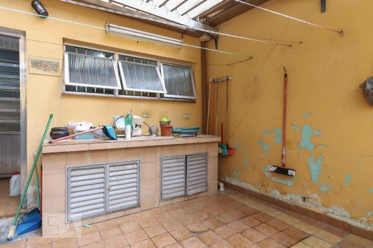 Quintal de casa à venda com 3 quartos, 110m² em Vila Siqueira (zona Norte), São Paulo