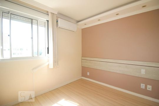 Quarto Suíte de apartamento à venda com 3 quartos, 79m² em Jardim Carvalho, Porto Alegre