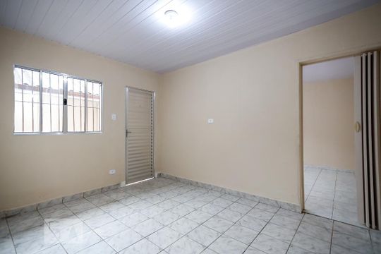 Casa para alugar com 2 quartos, 90m² em Vila Constança, São Paulo