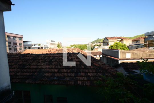 Vista do Quarto 1 de casa para alugar com 4 quartos, 100m² em Irajá, Rio de Janeiro