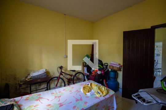 Quarto 1 - Casa 1 de casa à venda com 4 quartos, 400m² em Vila Brasilina, São Paulo
