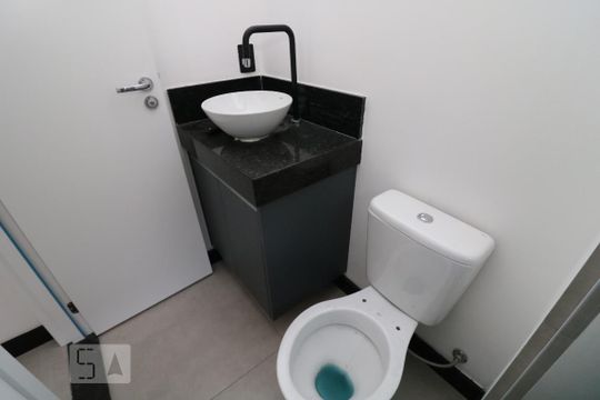 Banheiro de apartamento à venda com 1 quarto, 30m² em Vila Prudente, São Paulo