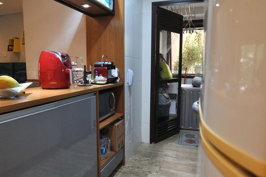 Cozinha de apartamento à venda com 2 quartos, 93m² em Vila Monumento, São Paulo