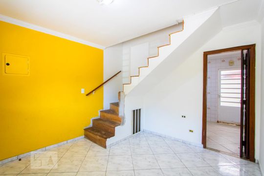 Casa para alugar com 2 quartos, 48m² em Vila João Ramalho, Santo André