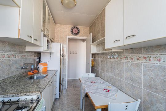 Cozinha e Área de Serviço de apartamento à venda com 1 quarto, 47m² em Rio Branco, Porto Alegre