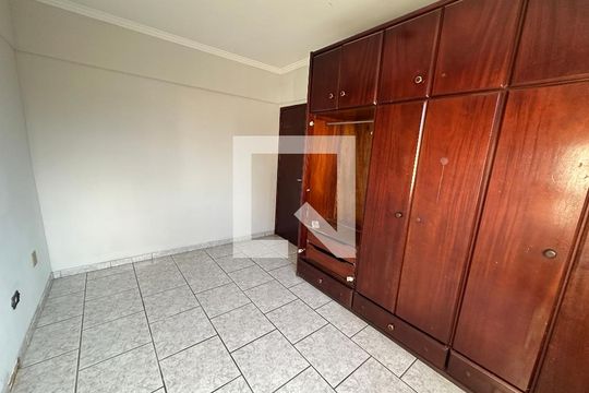 Quarto 1 de apartamento para alugar com 2 quartos, 78m² em Centro, São Vicente