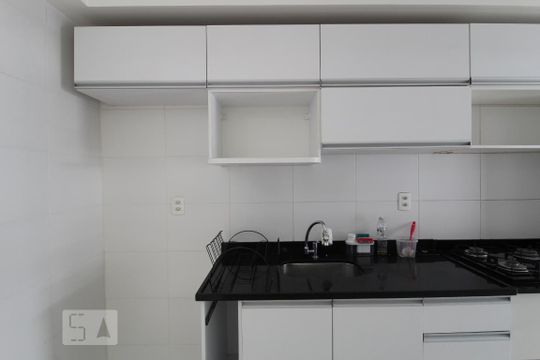 Cozinha de apartamento para alugar com 2 quartos, 66m² em Recreio dos Bandeirantes, Rio de Janeiro