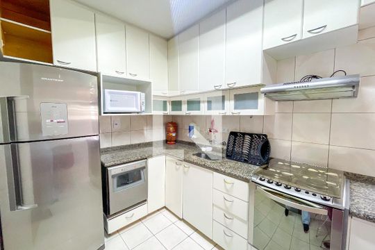 Cozinha de apartamento à venda com 3 quartos, 111m² em Pinheiros, São Paulo