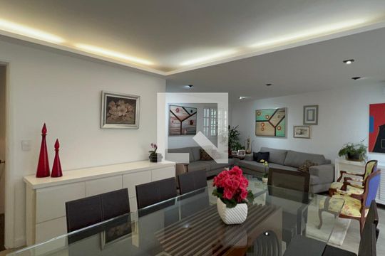 Sala de Jantar de casa à venda com 4 quartos, 300m² em Vila Madalena, São Paulo