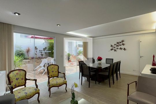 Sala 2 de casa à venda com 4 quartos, 300m² em Vila Madalena, São Paulo