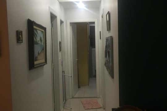 Corredor de apartamento à venda com 3 quartos, 74m² em Vila Medeiros, São Paulo