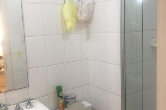 Banheiro de apartamento à venda com 3 quartos, 74m² em Vila Medeiros, São Paulo