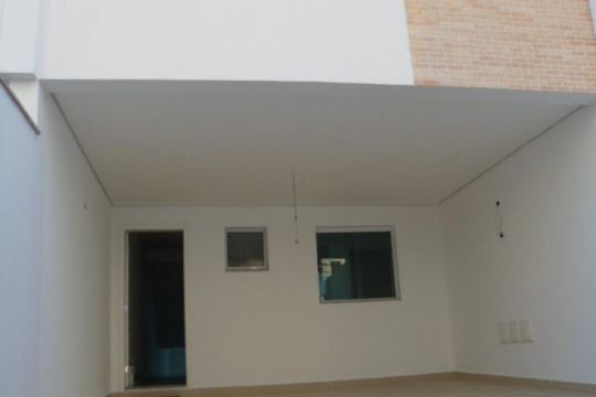 Fachada de casa à venda com 3 quartos, 260m² em Vila da Saúde, São Paulo