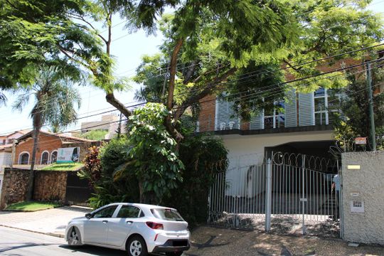 Fachada da Casa de casa à venda com 3 quartos, 280m² em Jardim Guarani, Campinas