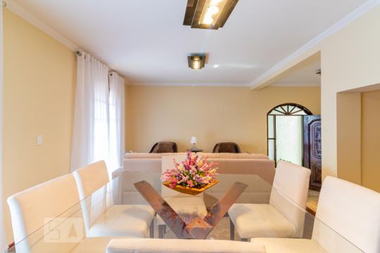 Sala de Estar/Sala de Jantar de casa à venda com 3 quartos, 260m² em Jardim Miriam, São Paulo